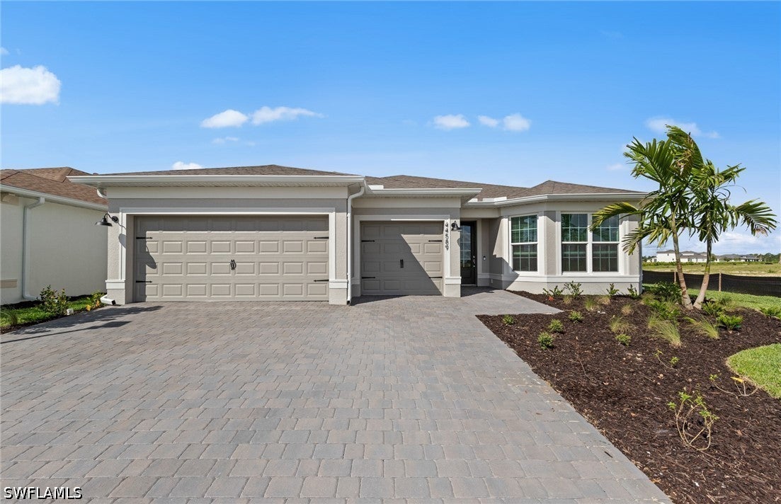 44589 Emerald Street — photo