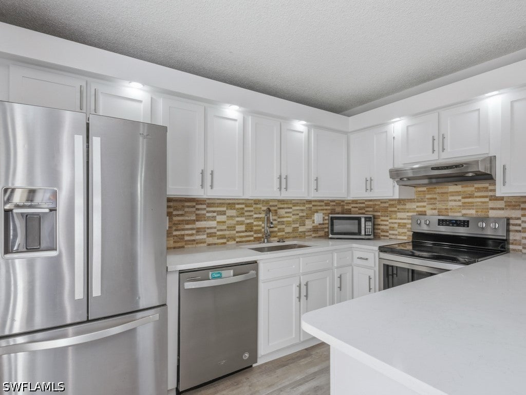 5247 Cedarbend Drive 2 — photo