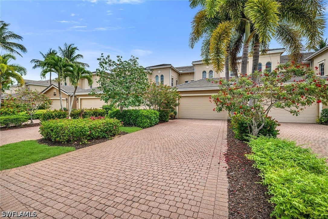 3141 Aviamar Circle 103 — photo