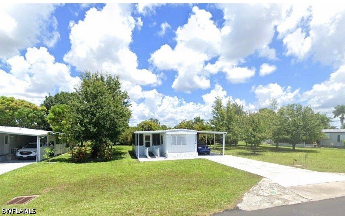 863 Manatee Road — photo