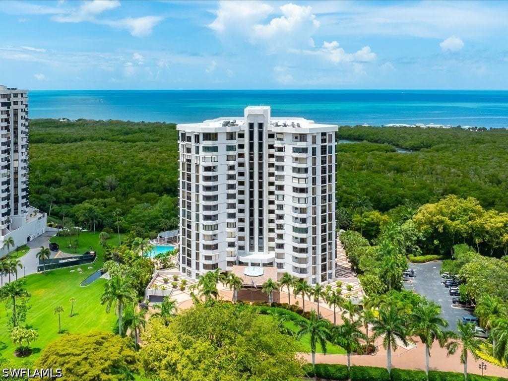 6075 Pelican Bay Boulevard 506 — photo