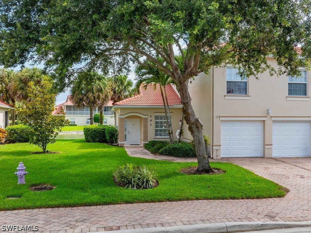 25064 Peacock Lane 101 — photo
