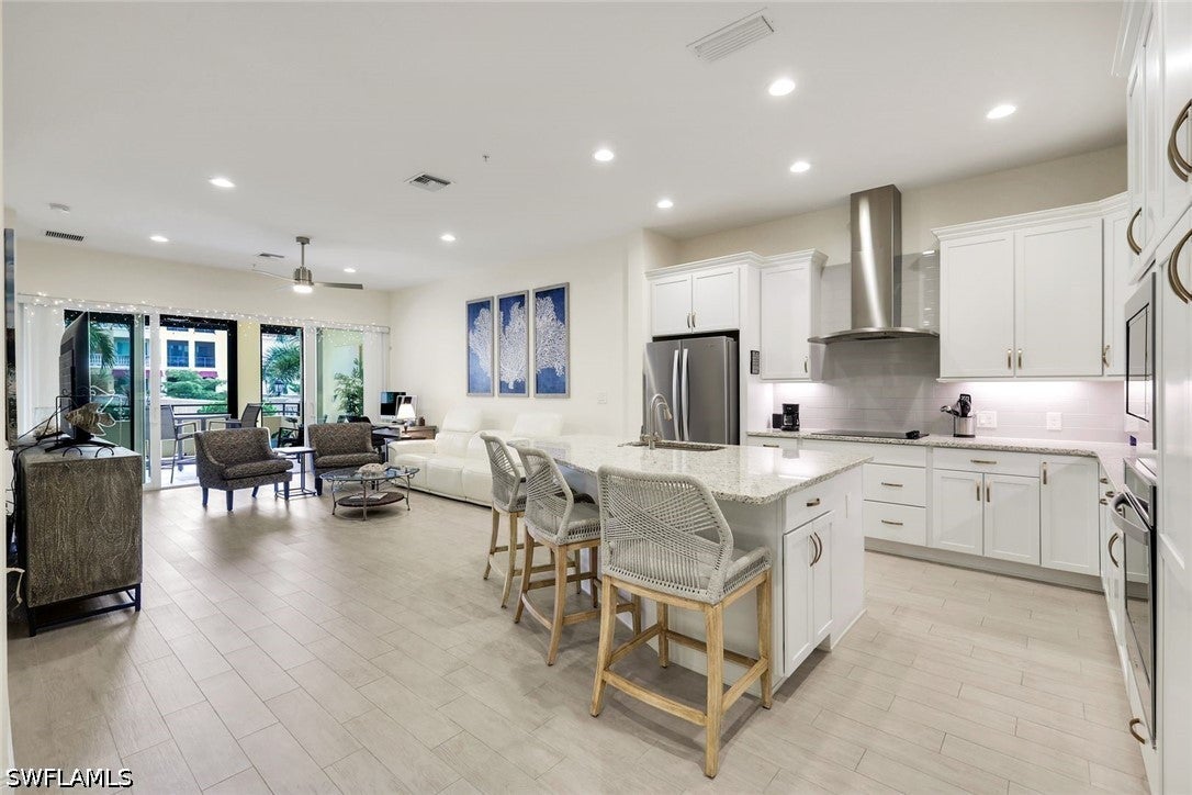 21530 Strada Nuova Circle 205 — photo