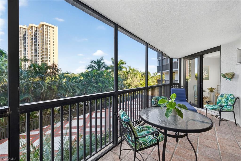 6075 Pelican Bay Blvd Unit 204 — photo
