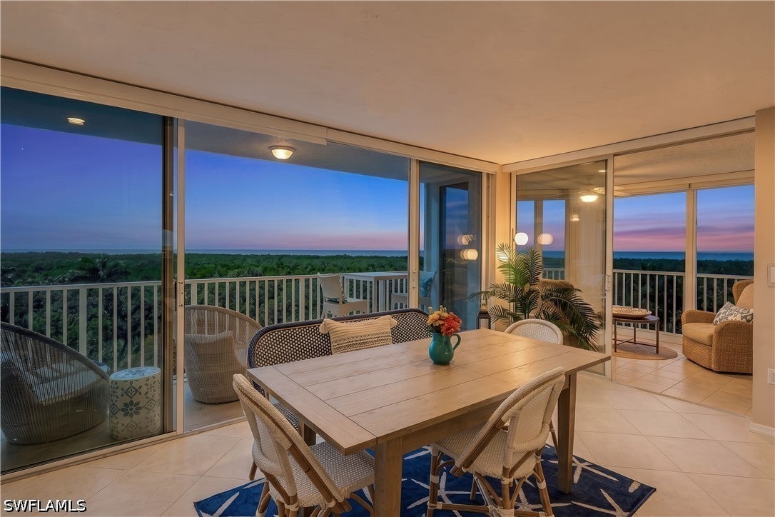 6361 Pelican Bay Boulevard 503 — photo