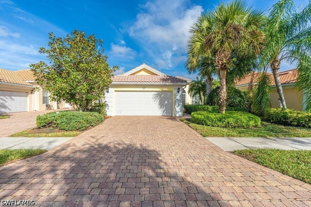 7687 Hernando Court — photo