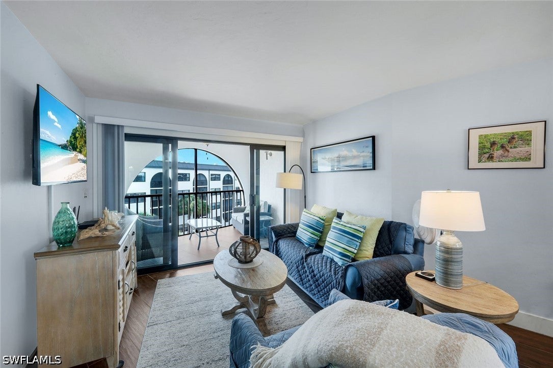 1023 Anglers Cove E505 — photo