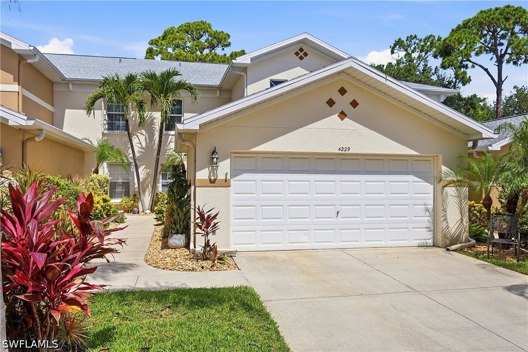 4229 Tequesta Drive — photo