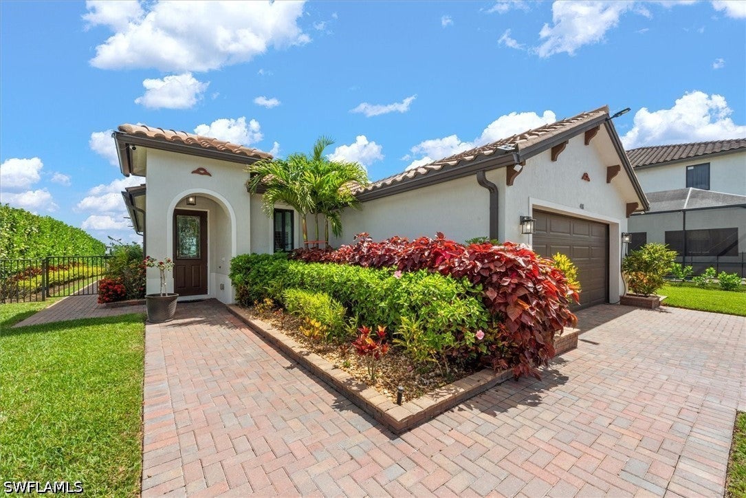 4881 Iron Horse Way — photo