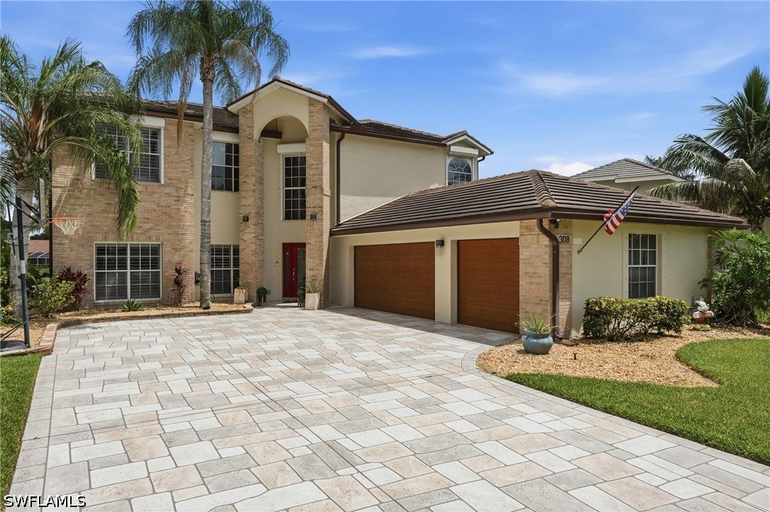 308 Wentworth Court — photo