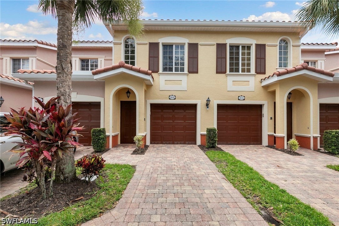 10009 Villagio Gardens Lane 203 — photo