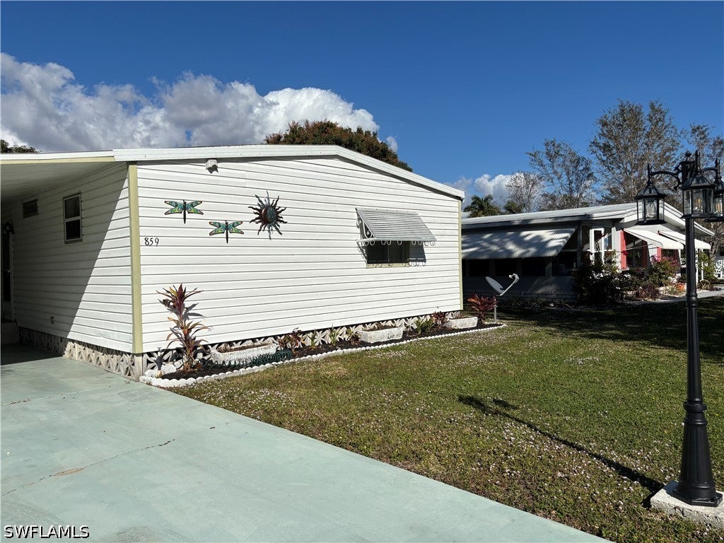 859 Manatee Road — photo