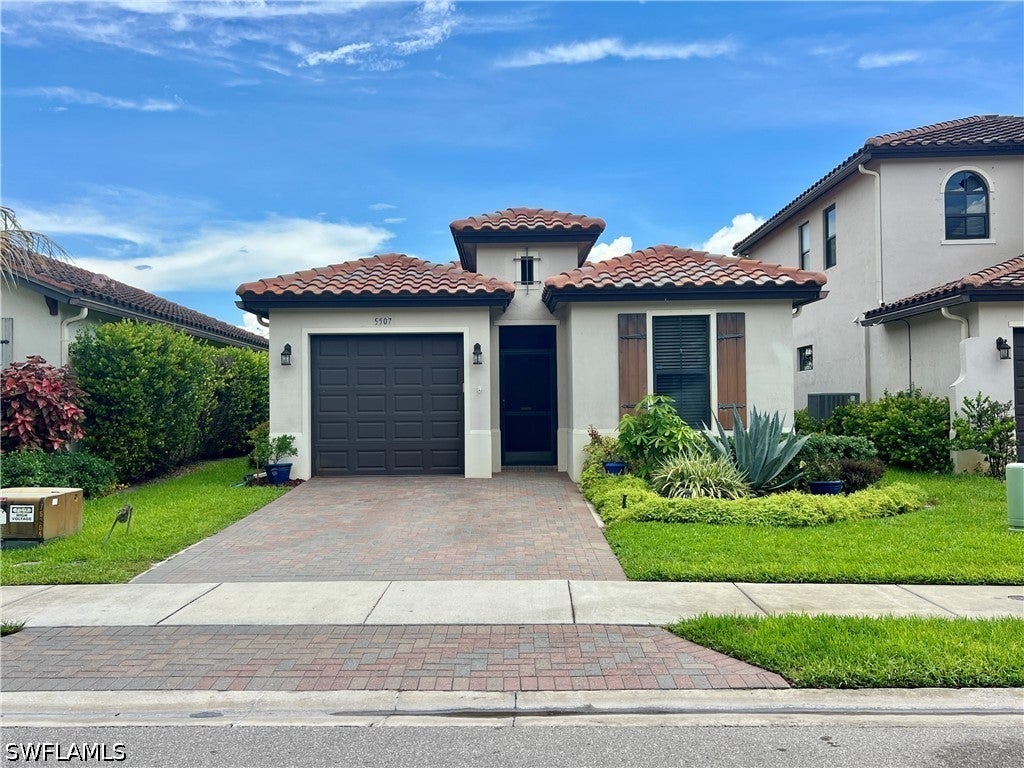 5507 Useppa Drive — photo
