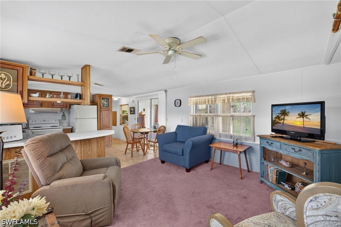 10451 Wales Loop — photo