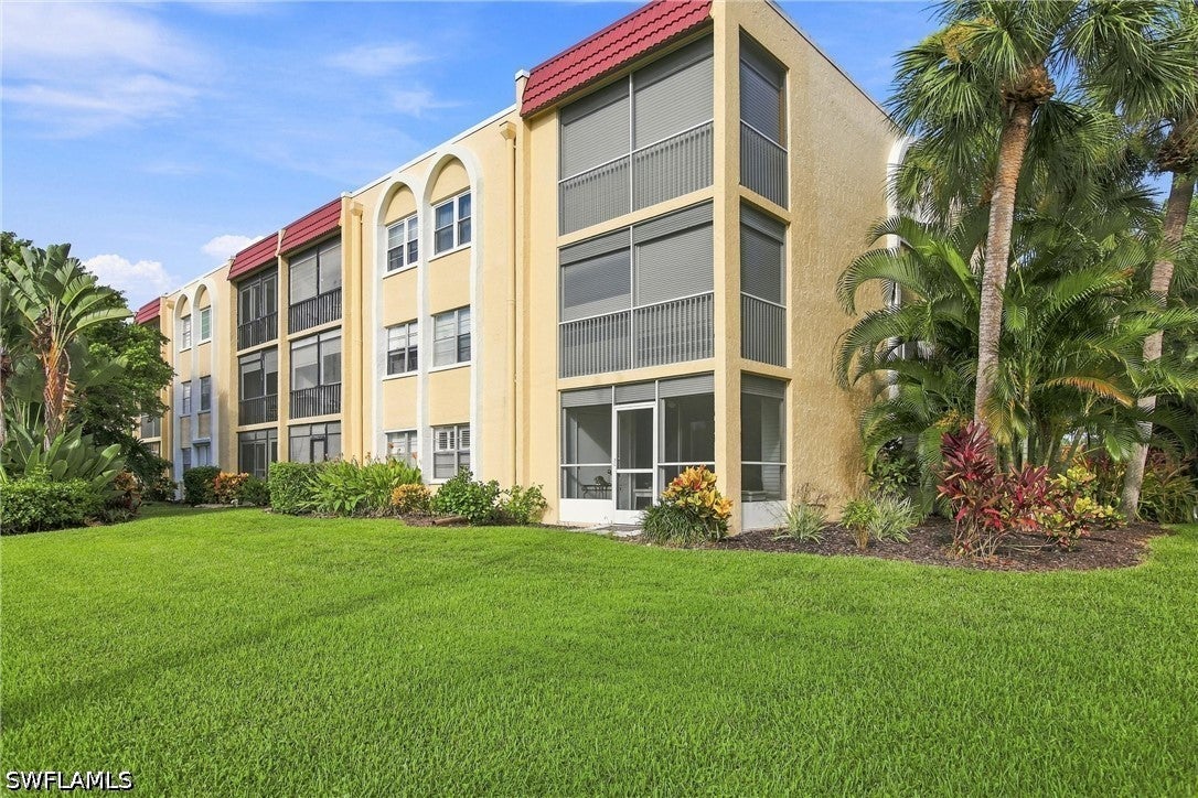 1087 Forest Lakes Drive 302 — photo