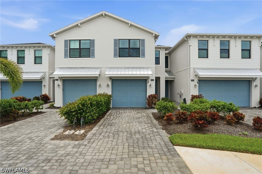 13081 Pembroke Drive — photo