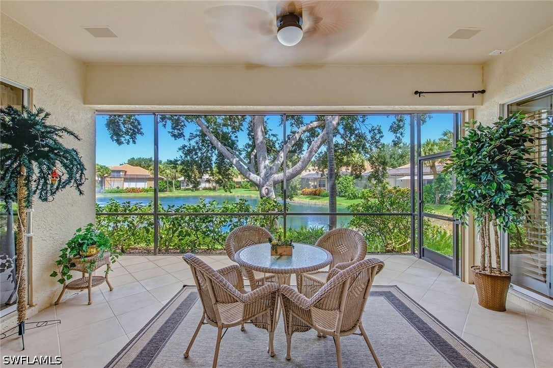 2325 Island Cove Circle — photo