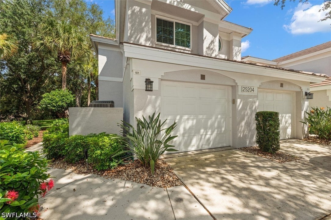 25204 Pelican Creek Circle 101 — photo