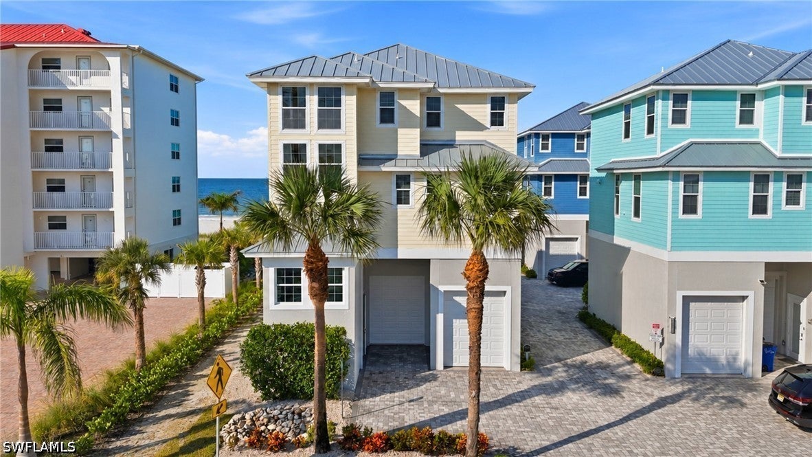 260 Key West Court — photo