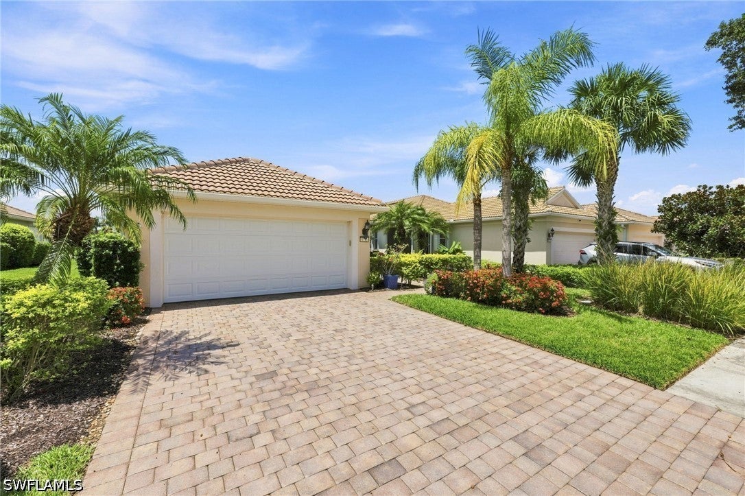 8732 Querce Court — photo