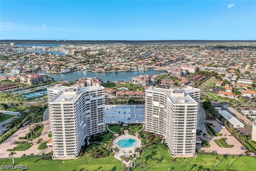 320 Seaview Court 307 — photo