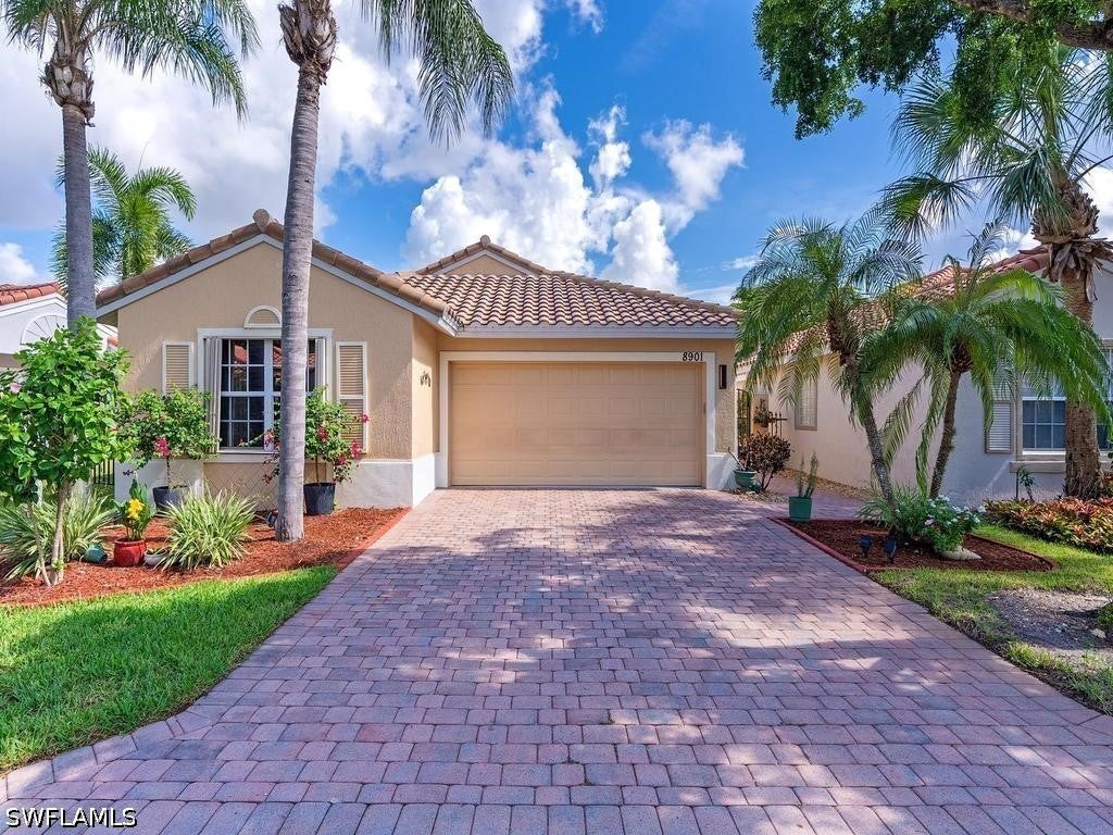 8901 Cascades Isle Boulevard — photo