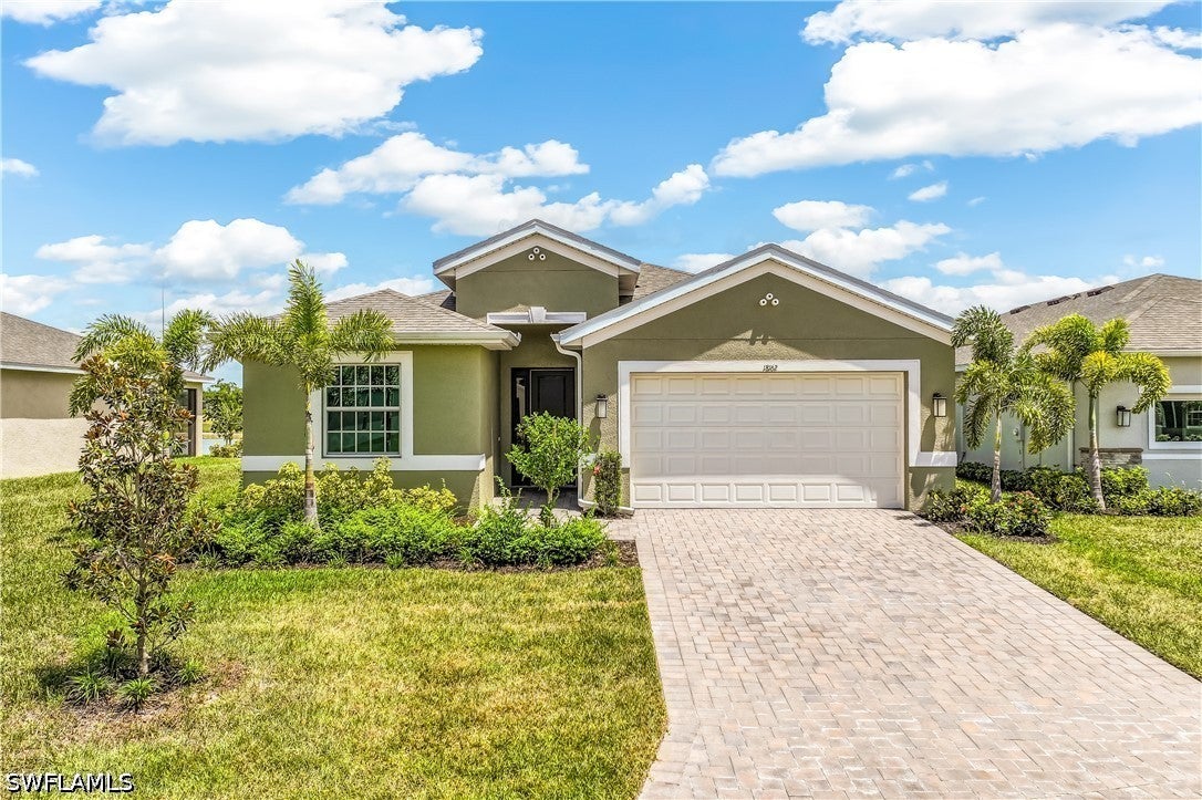 18162 Lagoon Reach Lane — photo