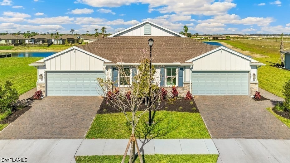 17590 Shade Tree Loop — photo