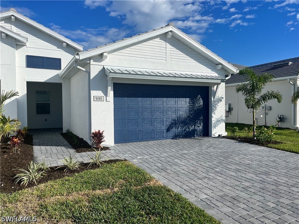 9195 Cayman Drive — photo