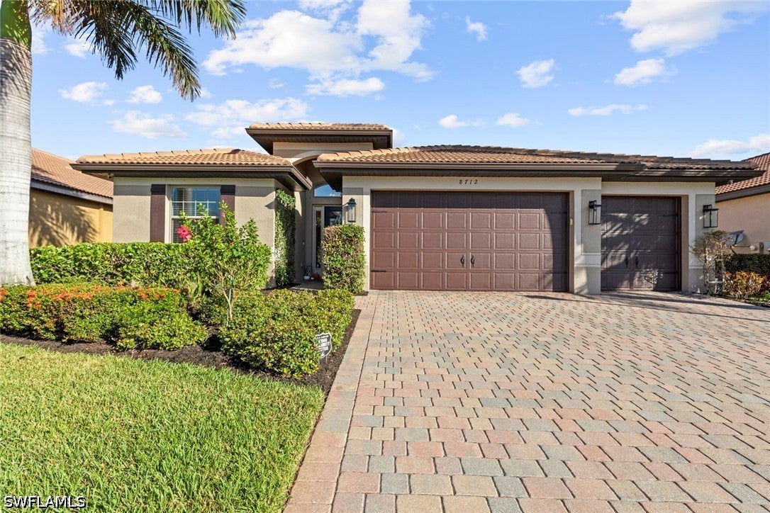 8712 Westwood Oaks Place — photo