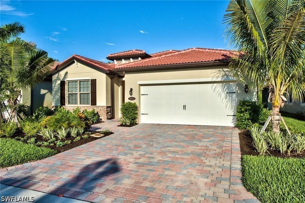16354 Barclay Court — photo
