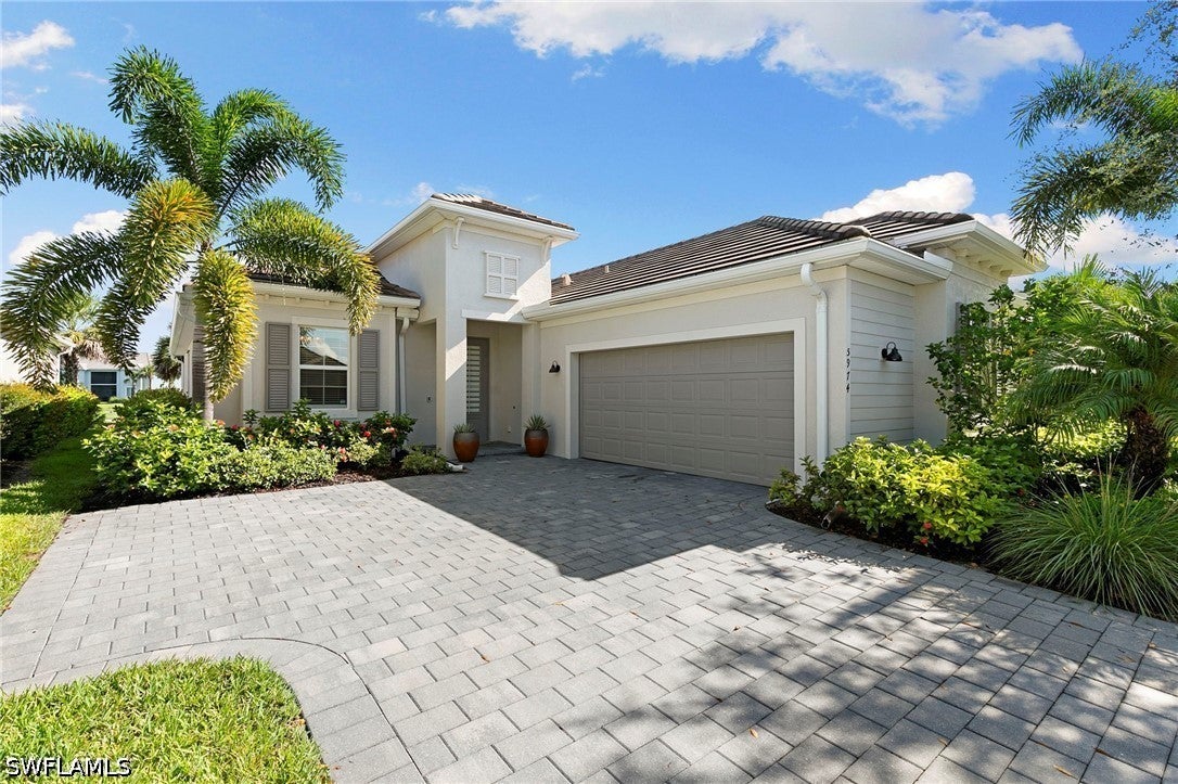 5974 Berwick Lane — photo