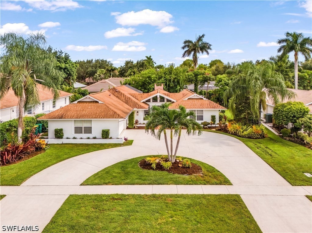 2472 Pine Woods Circle 17 — photo