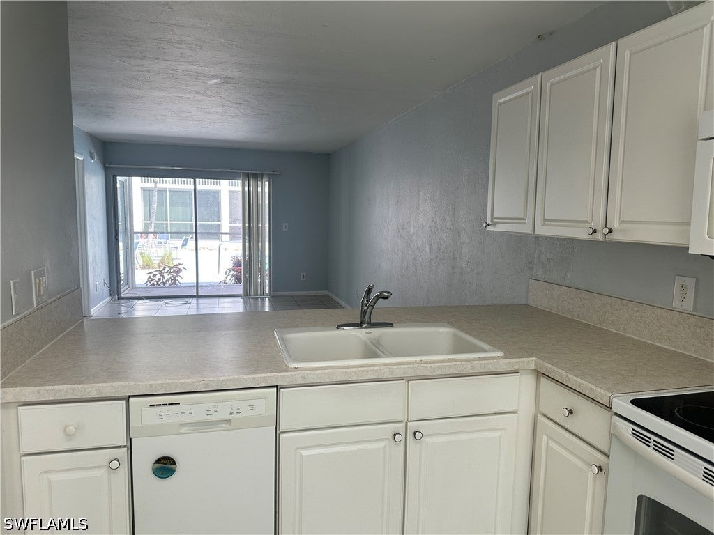 Home in Marco Island, FL 34145 — photo 3