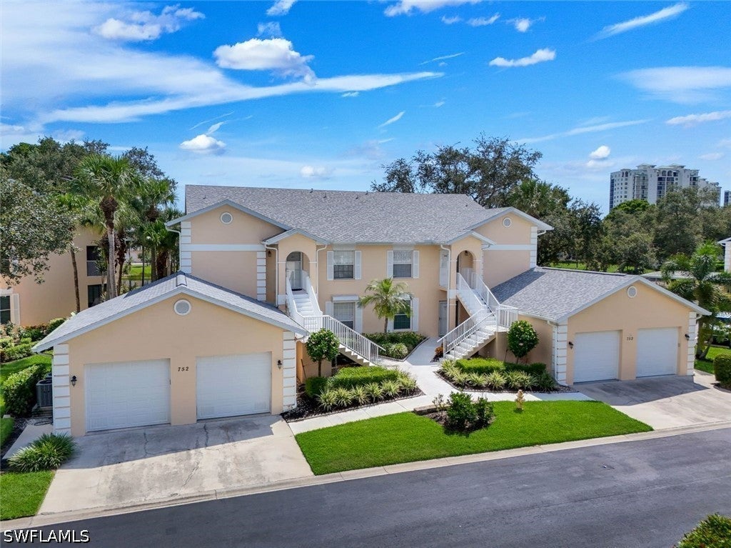 752 Wiggins Lake Drive 201 — photo