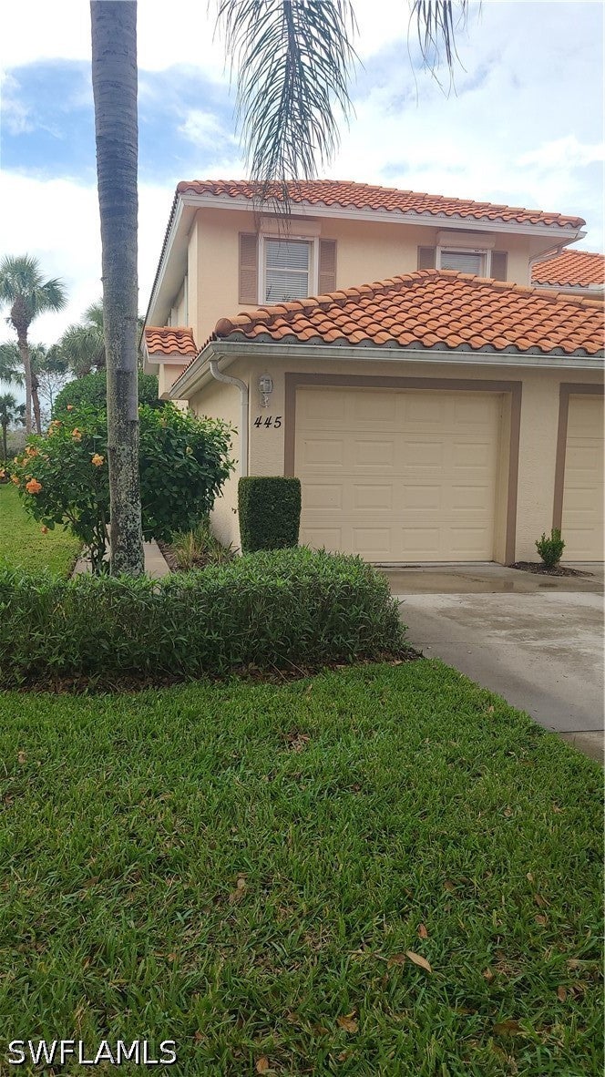 445 Robin Hood Circle 201 — photo