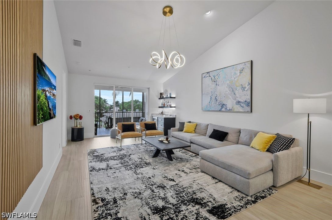 1540 Blue Point Ave 201 — photo