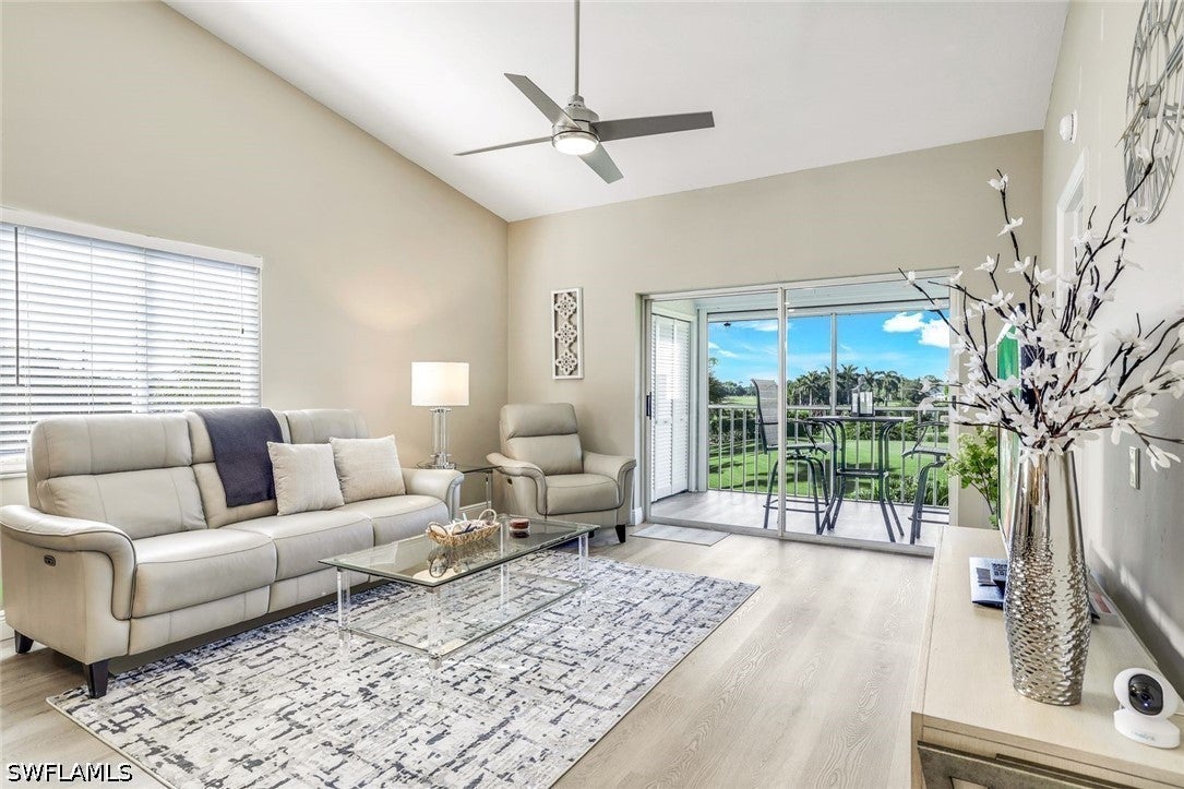 7360 Glenmoor Lane 4301 — photo