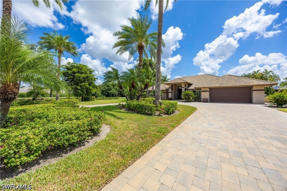 Home in Naples, FL 34110 — photo 3