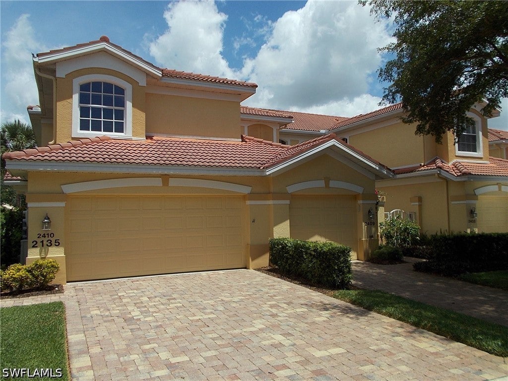 2110 Arielle Drive 103 — photo