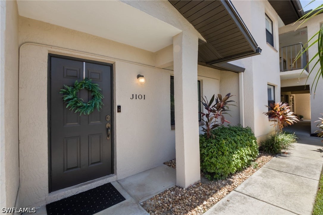 Home in Bonita Springs, FL 34135 — photo 2
