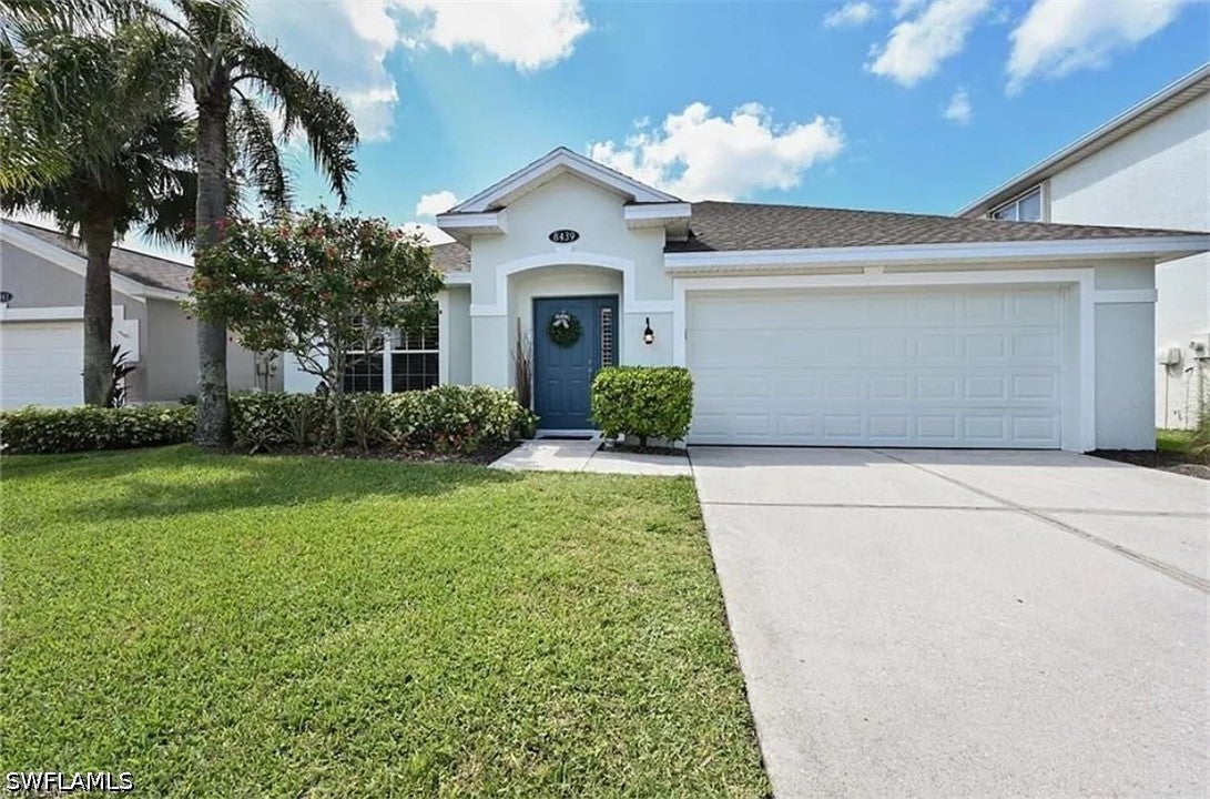 8439 Hollow Brook Circle — photo