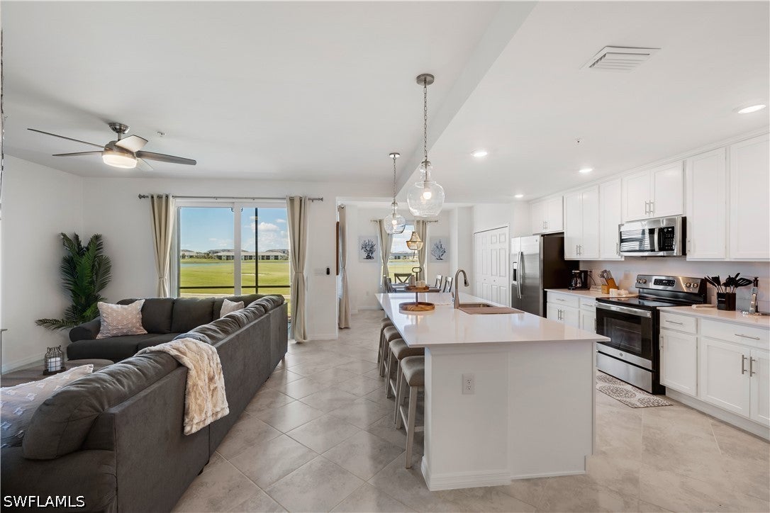 Home in Punta Gorda, FL 33982 — photo 2