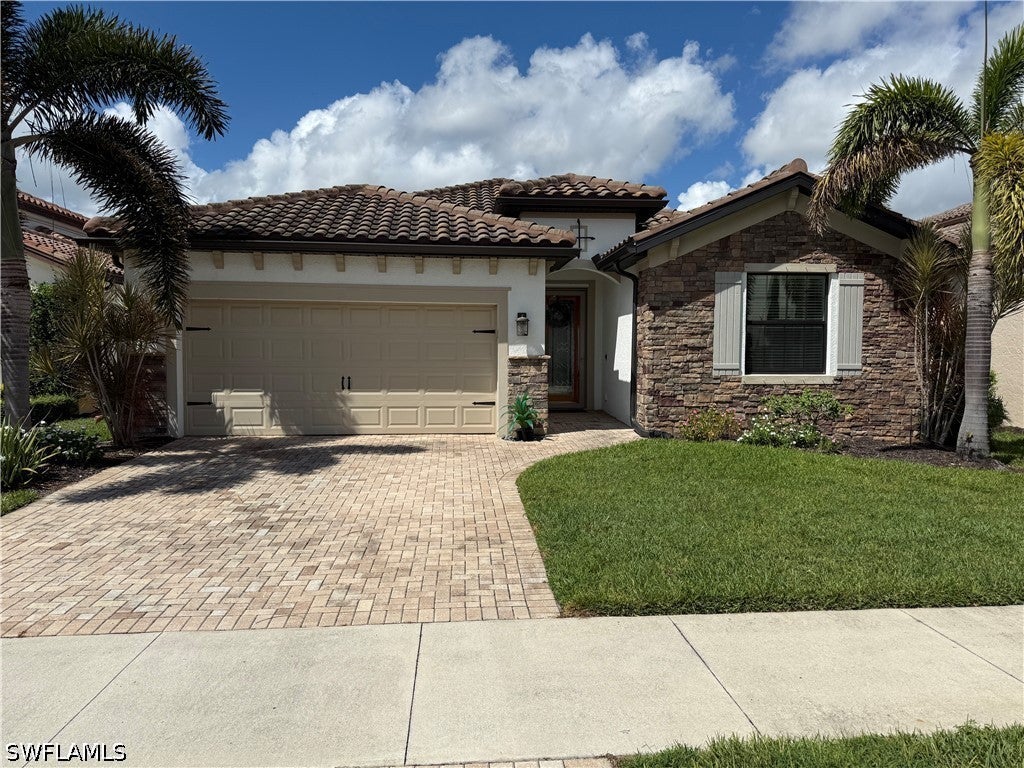 9317 Woodhurst Drive — photo