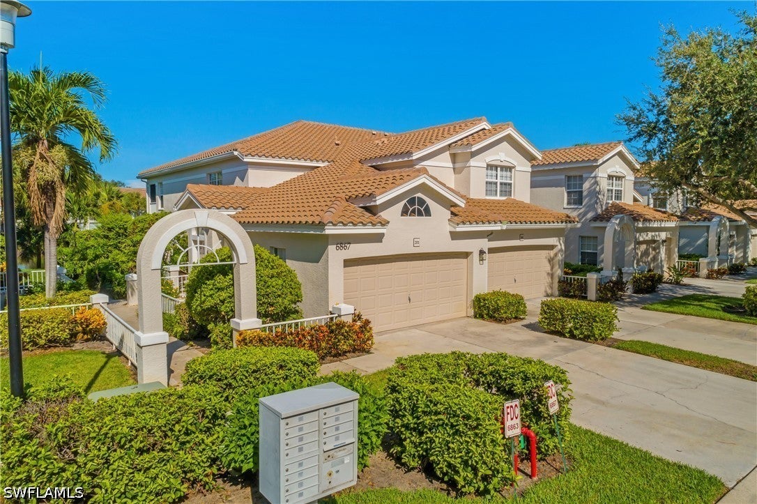 6867 Satinleaf Road S 201 — photo