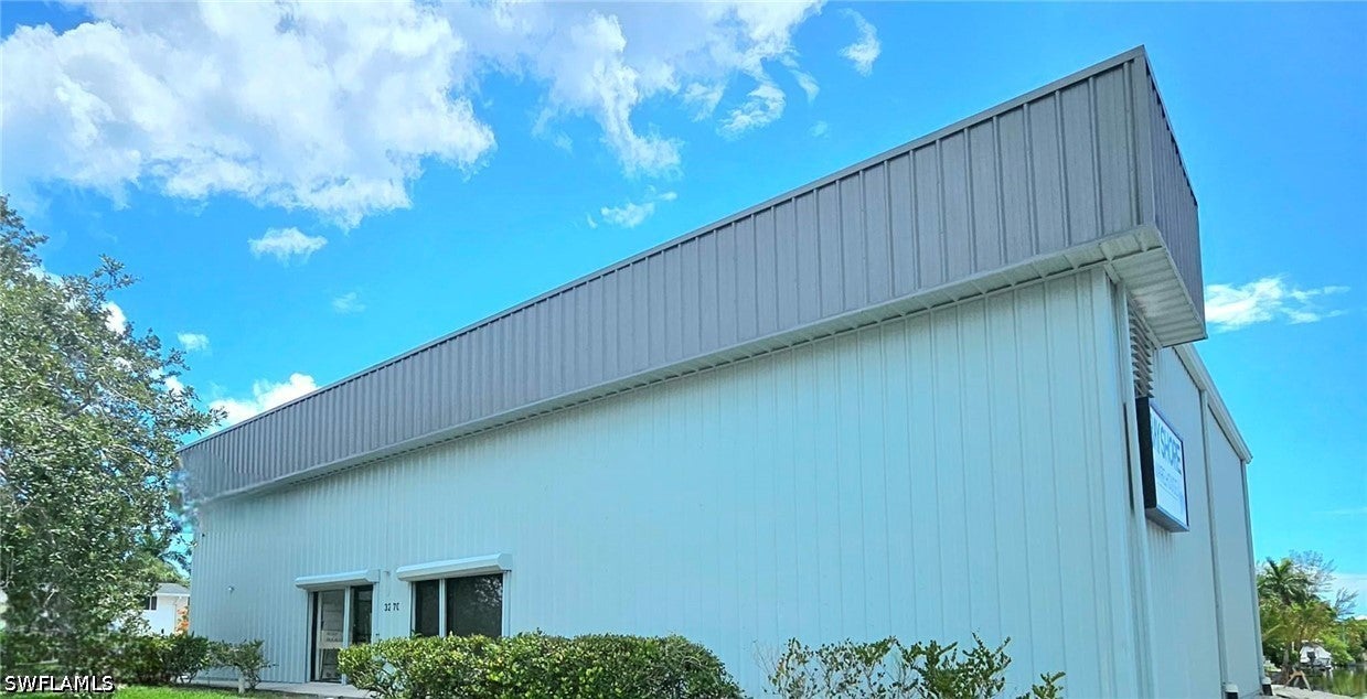 3270 Bayshore Drive — photo