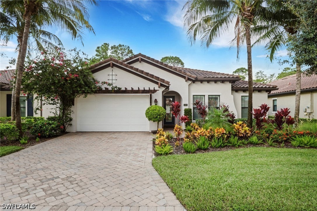 4456 Tamarind Way — photo