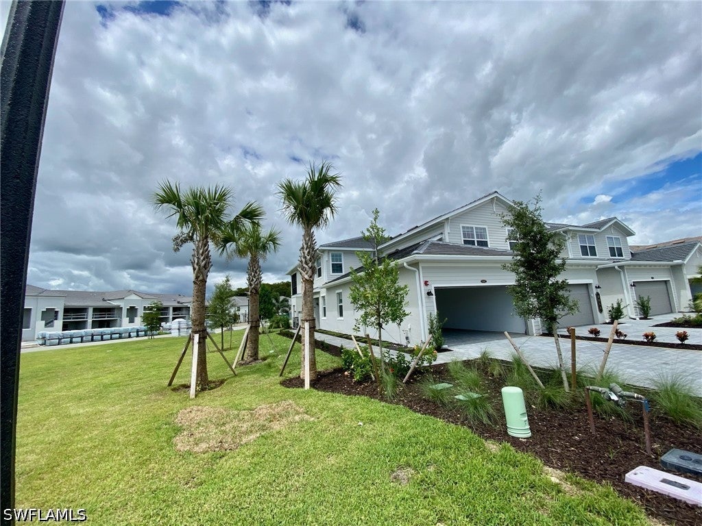6015 Ellerston Way 911 — photo