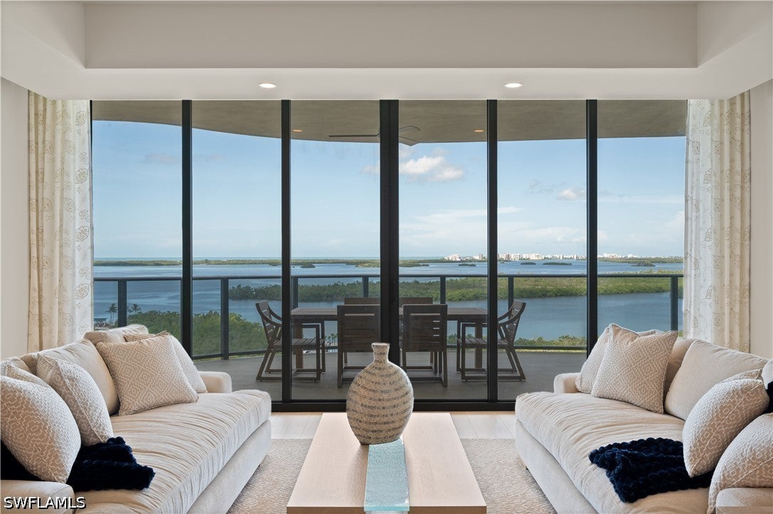 5100 Seagrass Boulevard 905 — photo
