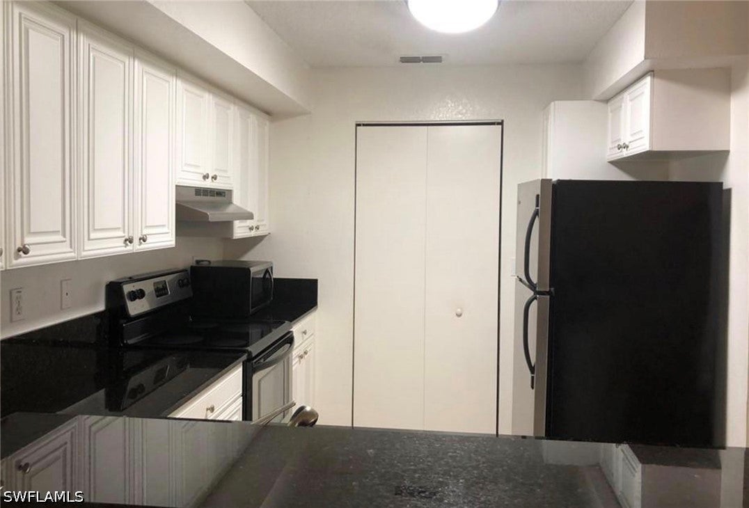8255 Ibis Club Drive 504 — photo